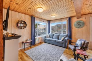 Oceanfront in Petty Harbour - Views from the Deck - 3
