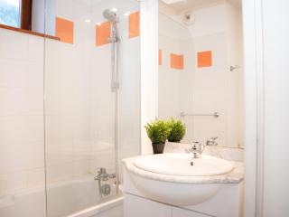 Appartement cosy 2 pièces avec terrasse et piscine à Vignec - FR-1-504-139 - Vignec - 2
