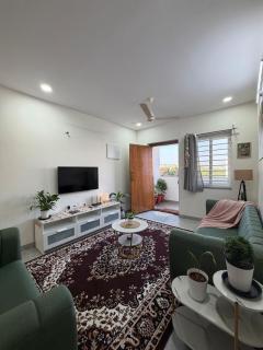 Adobe & Amber - Cozy 3BHk - 1