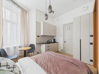 Compact Studio - Art Noveau Quarter - 4