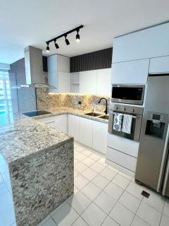 L' Arena - Spacious Luxe 3BR Pampatar Beachfront Family Stay - 3