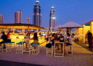 Luxury 4BR Lounge, Sea&Pearl View, Above Mall - 6
