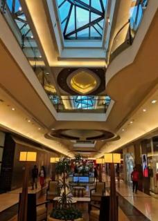 Luxury 4BR Lounge, Sea&Pearl View, Above Mall - 8