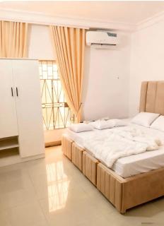 Luxury 1 Bedroom & Parlor GRA IKeja - 9