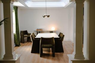 Luxury Spa Escape - Hot Tub Sauna Projector - 6