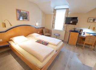Logis Gourmet & Relax Wellness Hotel De La Sure - Esch-sur-Sûre - 8