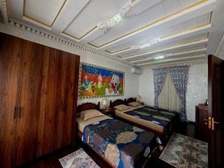 Gulnaraxanum Guest House - 8