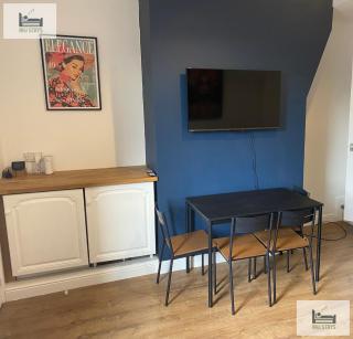 Caris - 2 Bedroom 4 Beds Ideal for Contractors - 2
