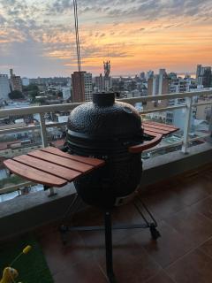 Amplio depto con balcón y parrilla en microcentro - 6