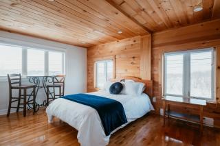 Signal Hill Lookout | 2 Bed 2 Bath | Harbour View - 5