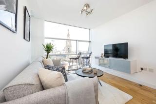 Stunning Skyline Liverpool Apartment with Parking - 2
