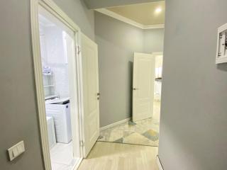 Spacious two-room apartment with a panorama in Panorama - 4