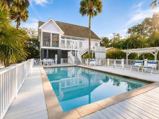 114 W Huron - Sand Castle - Saltwater Pool - Heated upon request - 0
