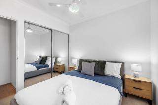 Stylish Urban Stay near Beaufort St, CBD, Airport - 7