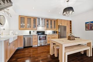 Modern Townhouse in the Heart of Downtown - 4