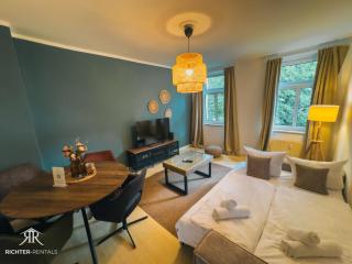 RR - Comfortable Apartments 90 & 60 qm - Central - WIFI - 6