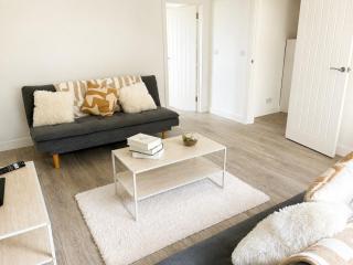 Cosy 2 BDR near Glasgow - Sleeps 6 - Free Parking - 9