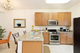 3Br 3Bath Townhome BBQ Pool 15min Disney 1291ft - 6