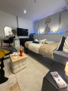 Hôtel & Suite - 8