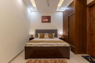 Suzu Haven Cozy 2BHK Stay in Dehradun - 3