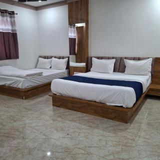 hotel satyam - 8