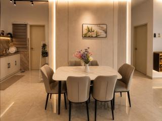 Himura Homestay Ambience Residence - 3