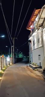 Crown Transit Hotel - 8