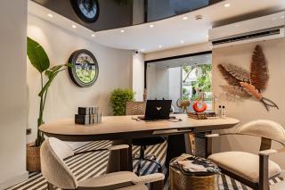 Looks Prive Suites - 2