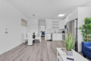 Stylish Lux Apt 5 min walking to Design District apt 7 - 9