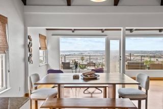 Hilltop Oasis Panoramic Views! - 1