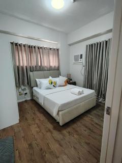 Amani Grand Resort Residences Nearest to Airport with FREE POOL & GYM ACCESS - 9