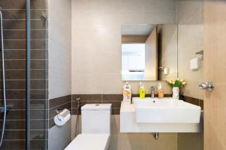 NB Home- Rivergate Residence - 4