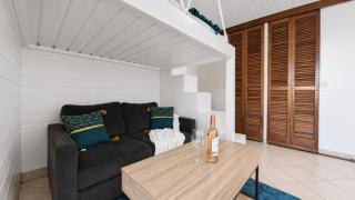 Le Cocon Suspendu - Proche des Plages, Wifi , Parking sécure - 9