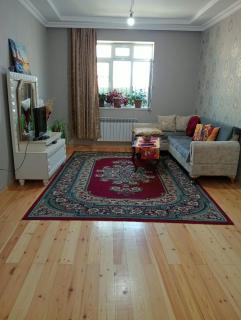 Cozy 2-Bedroom House in Hovsan - 4