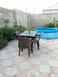 Cozy 2-Bedroom House in Hovsan - 2