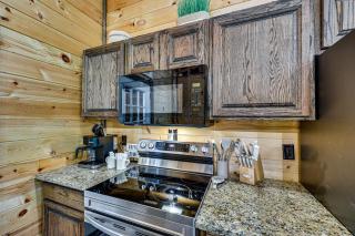Private Hot Tub + Fire Pit: Broken Bow Escape - 2