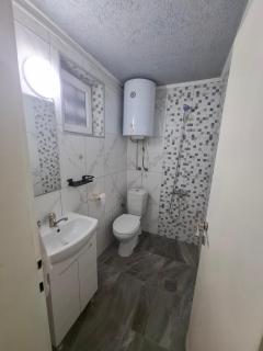 Cozy Modern Studio in the Heart of Karposh, Skopje - 1