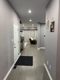 4-Bdrm Comfort with Fireplace mins from Downtown - 6