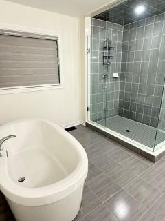 4-Bdrm Comfort with Fireplace mins from Downtown - 7
