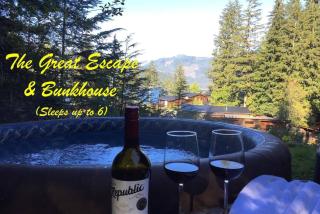The Great Escape - Port Renfrew & Bunkhouse - 0