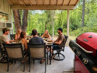 Quiet Canyon Starry Nights HappyOurs Ranch Bunk Family Home - 6