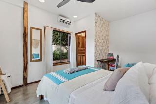 Casa Indy 3bdrm Home with Pool in Town Centre - 1
