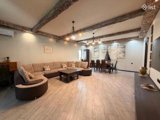 Karina Garden House - 4