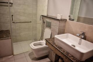 Penthouse Apartment Alvis Suite - Goldcrest Alfatah Mall Lahore - 5