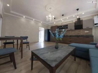 Warm & Peaceful Family Home , First floor - 6