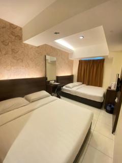 The Regency Garden Hotel - 2