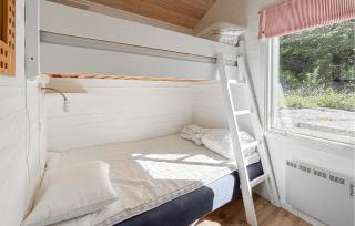 Beach Front Home In Kungshamn Hovenäset With Sauna - 5
