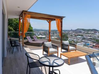 Stunning Ocean View Apartment with Private Terrace - 1