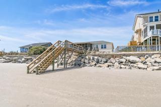 1589 E Ashley Wayward Whims Oceanfront Classic Folly Cottage - 2