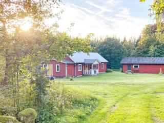 6 person holiday home in ULLARED-By Traum - 0